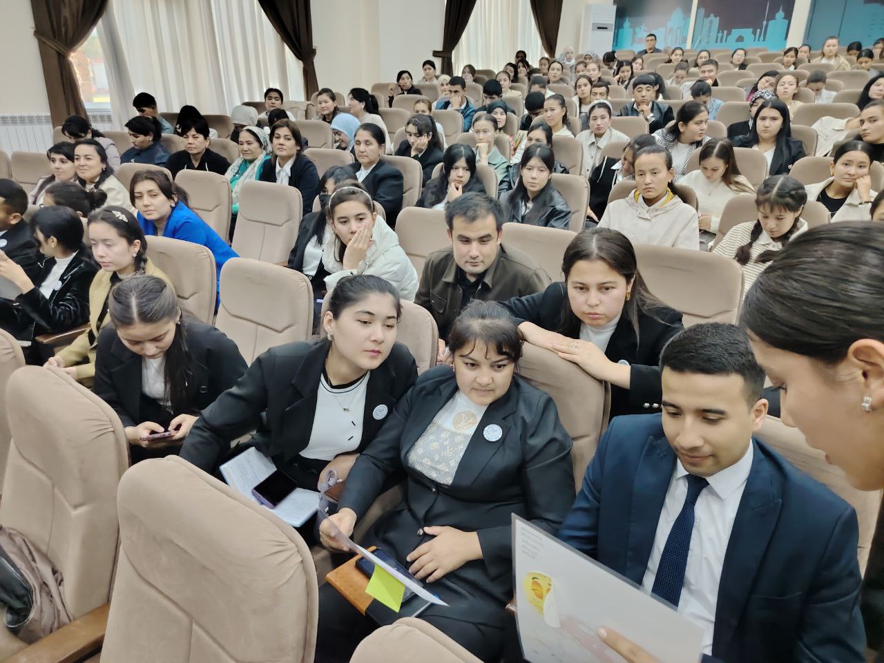 Chirchiq Davlat Pedagogika Universitetida NamDPI Talaba-Magistrlarining Stajirovkasi