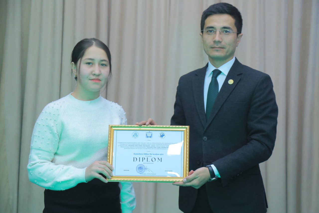"Yangi yil sarguzashtlari" bayram tadbiri doirasida bir qator tanlov g'oliblari va iqtidorli talabalar taqdirlandilar.