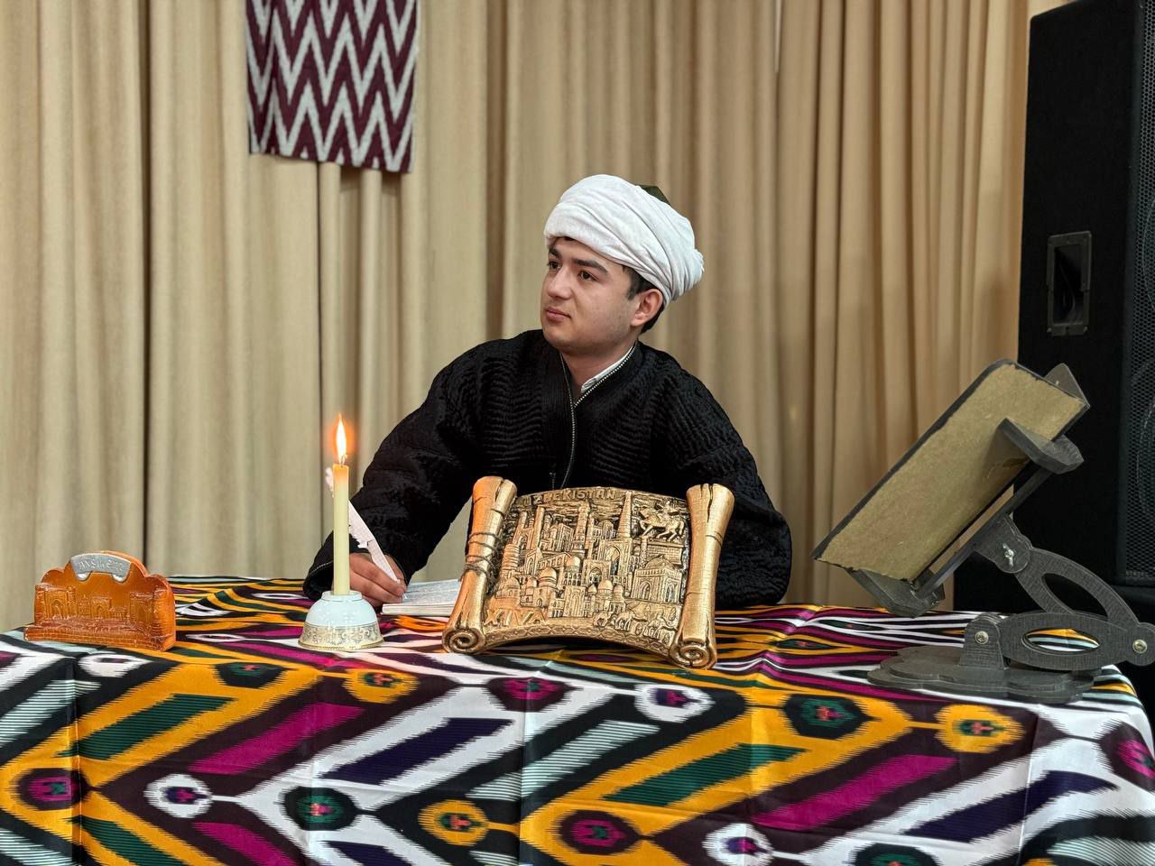 “Navoiy devonin ko'ksimga bosib, Bobur siymosiga qilurman ta‘zim” deb nomlangan ma'rifiy tadbir o’tkazildi.