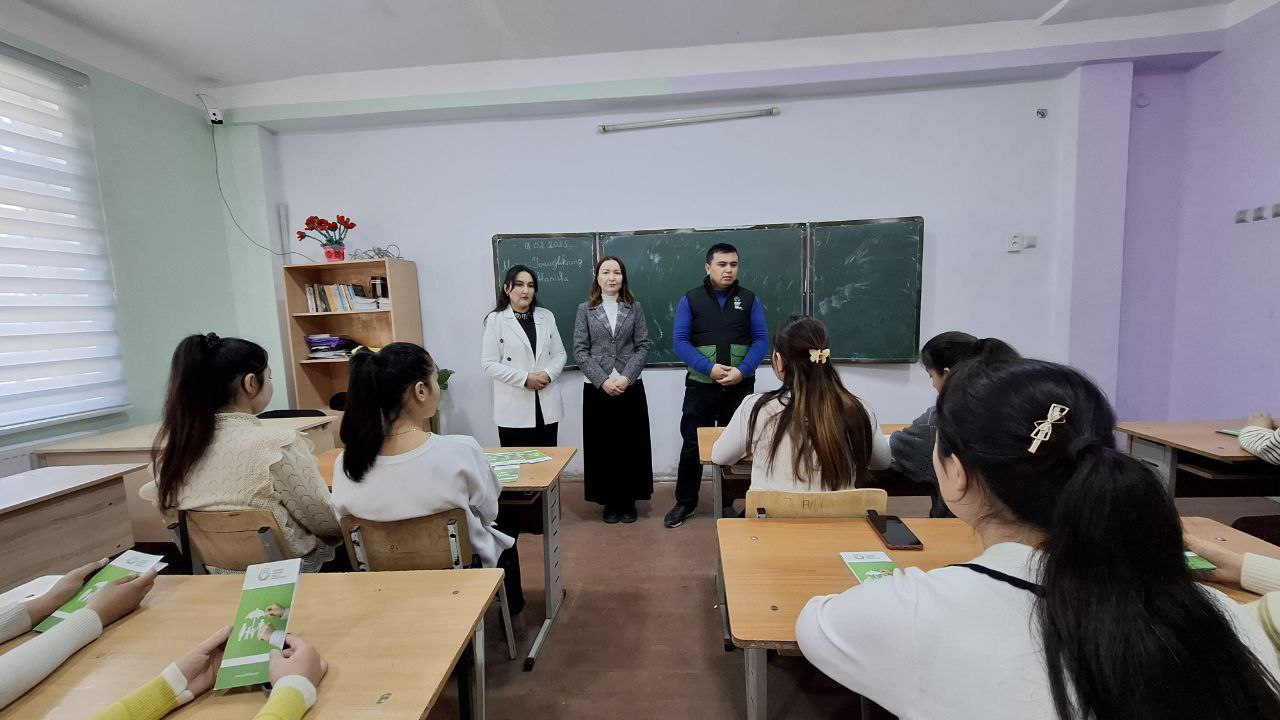 Mahalla faollari tomonidan talabalarga trening oʻtkazildi