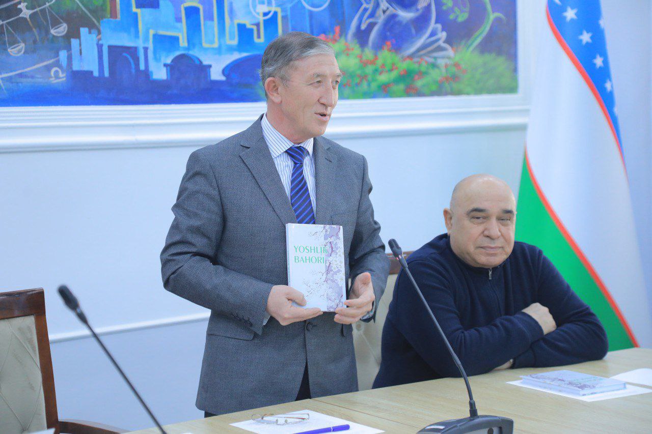 “Yoshlik bahori“ talabalar bayozining taqdimoti bo'lib o'tdi.