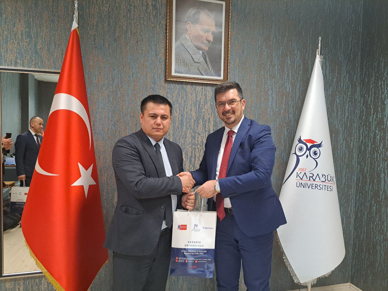 Namangan davlat pedagogika instituti delegatsiyasi ayni damda Turkiya davlatida boʻlib, Karabük universitetiga amaliy tashrif buyurishdi.