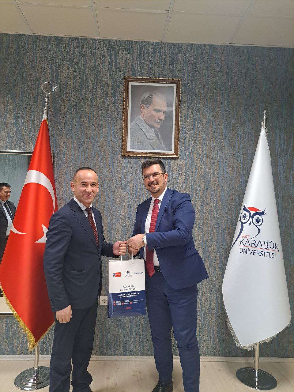 Namangan davlat pedagogika instituti delegatsiyasi ayni damda Turkiya davlatida boʻlib, Karabük universitetiga amaliy tashrif buyurishdi.
