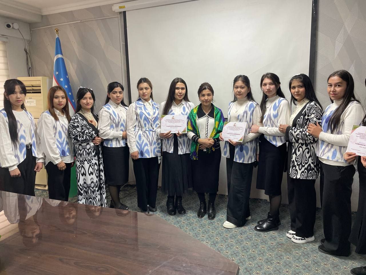 "Bahor tafti Zulfiyaxonim yodi bilan" nomli davra suhbati tashkil etildi