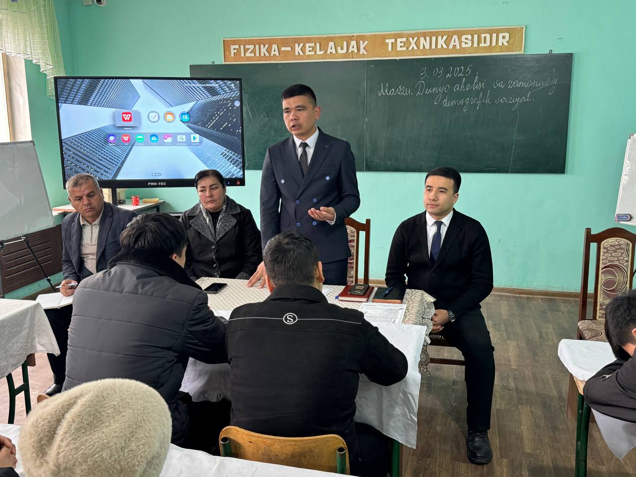 Namangan davlat pedagogika instituti qoshidagi Chortoq akademik litseyi o'quvchilari bilan uchrashuv tashkil etildi.