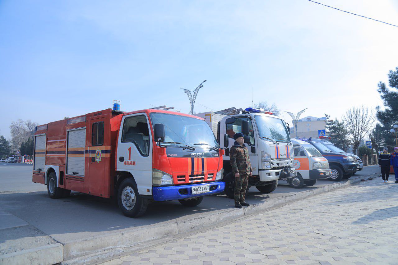 Favqulodda vaziyatlar boshqarmasi shaxsiy tarkibi hamda tyutorlar tadbiri
