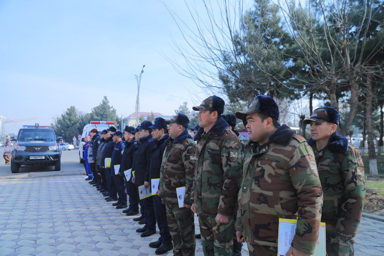 Favqulodda vaziyatlar boshqarmasi shaxsiy tarkibi hamda tyutorlar tadbiri