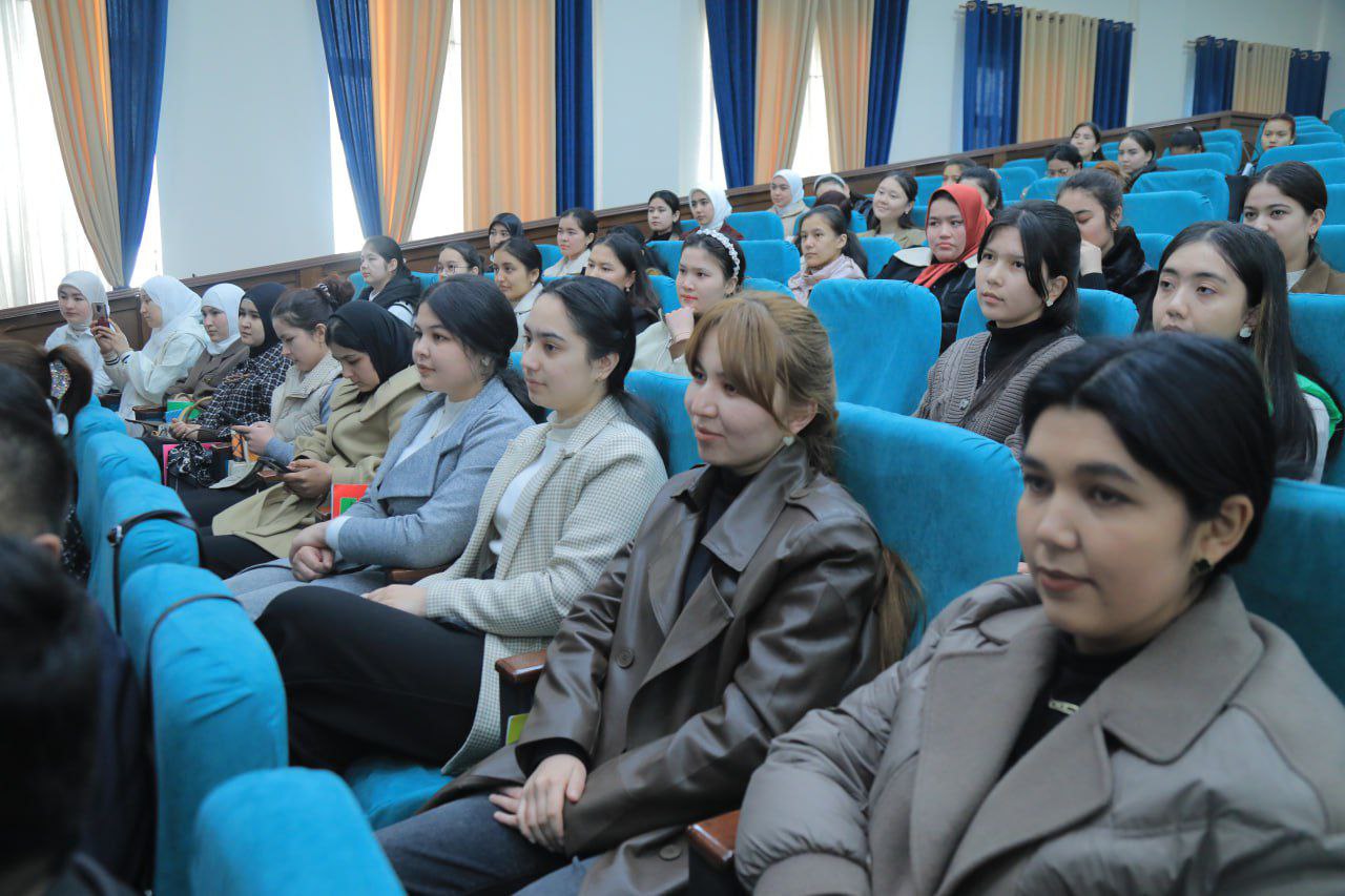NamDPIdan "Ayol aziz, ayol muqaddas" nomli bayram dasturi
