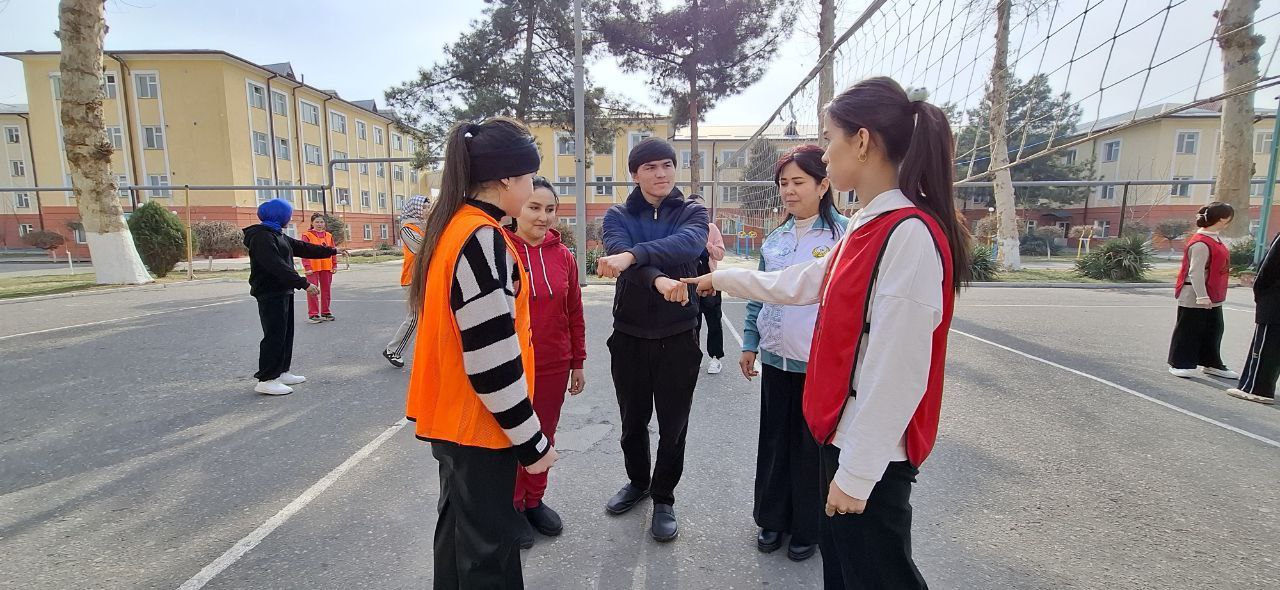 Talabalar turar joyida voleybol musobaqasi