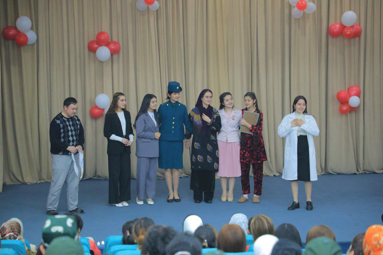 “Aziz va muqaddassan ayol" shiori ostida tantanali bayram tadbiri bo’lib o’tdi.