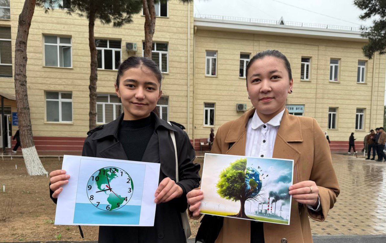 Namangan davlat pedagogika institutida "Yer soati" aksiyasi doirasida elektr energiyasi bir soatga ochirildi.