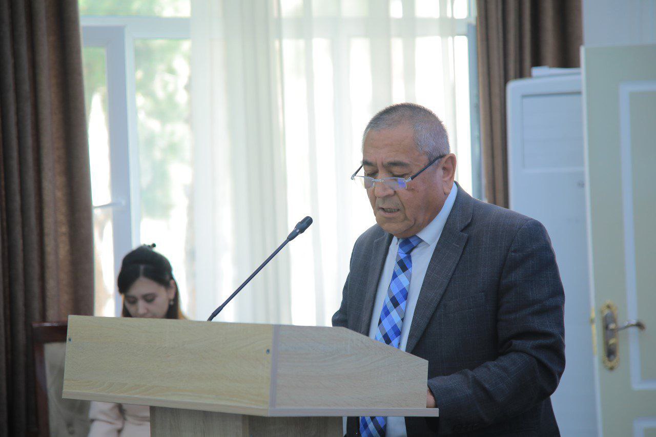 Art pedagogika kafedrasi tashabbusi bilan respublika anjumani boʻlib oʻtdi.