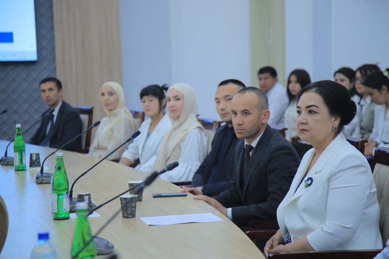 Art pedagogika kafedrasi tashabbusi bilan respublika anjumani boʻlib oʻtdi.