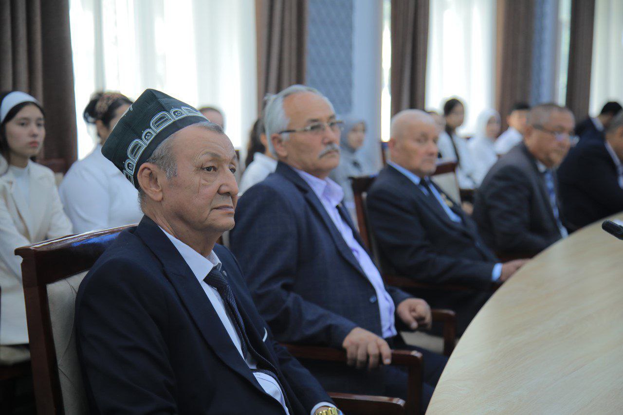 Art pedagogika kafedrasi tashabbusi bilan respublika anjumani boʻlib oʻtdi.