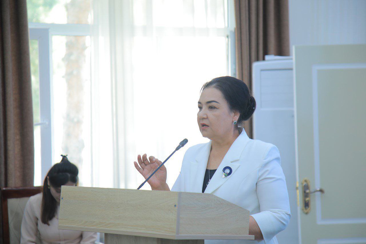 Art pedagogika kafedrasi tashabbusi bilan respublika anjumani boʻlib oʻtdi.