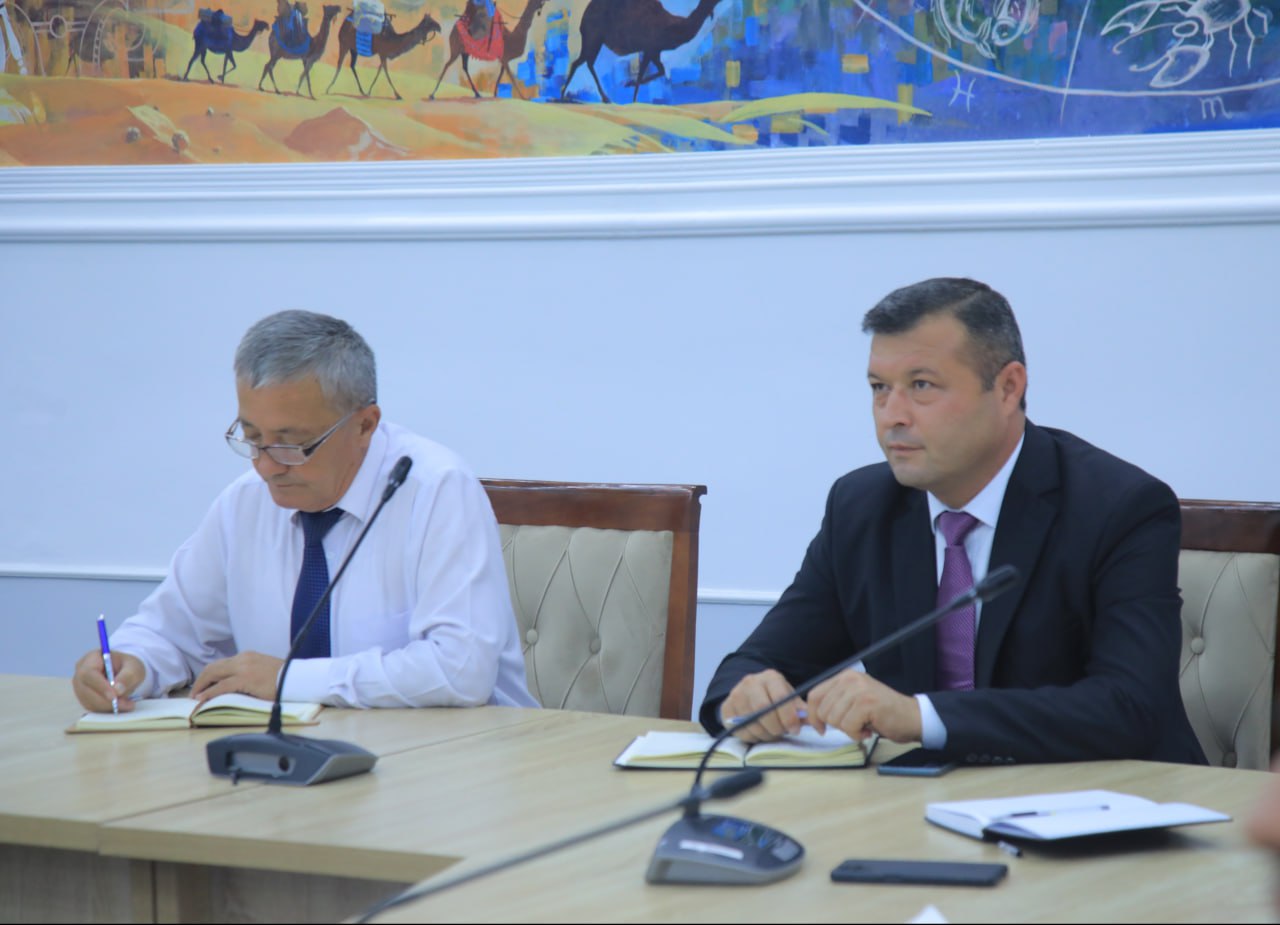 Namangan davlat pedagogika instituti rahbar va xodimlari hamda professor-oʻqituvchilari navbatdagi "Siyosiy-ma’rifat soati"da ishtirok etdi.