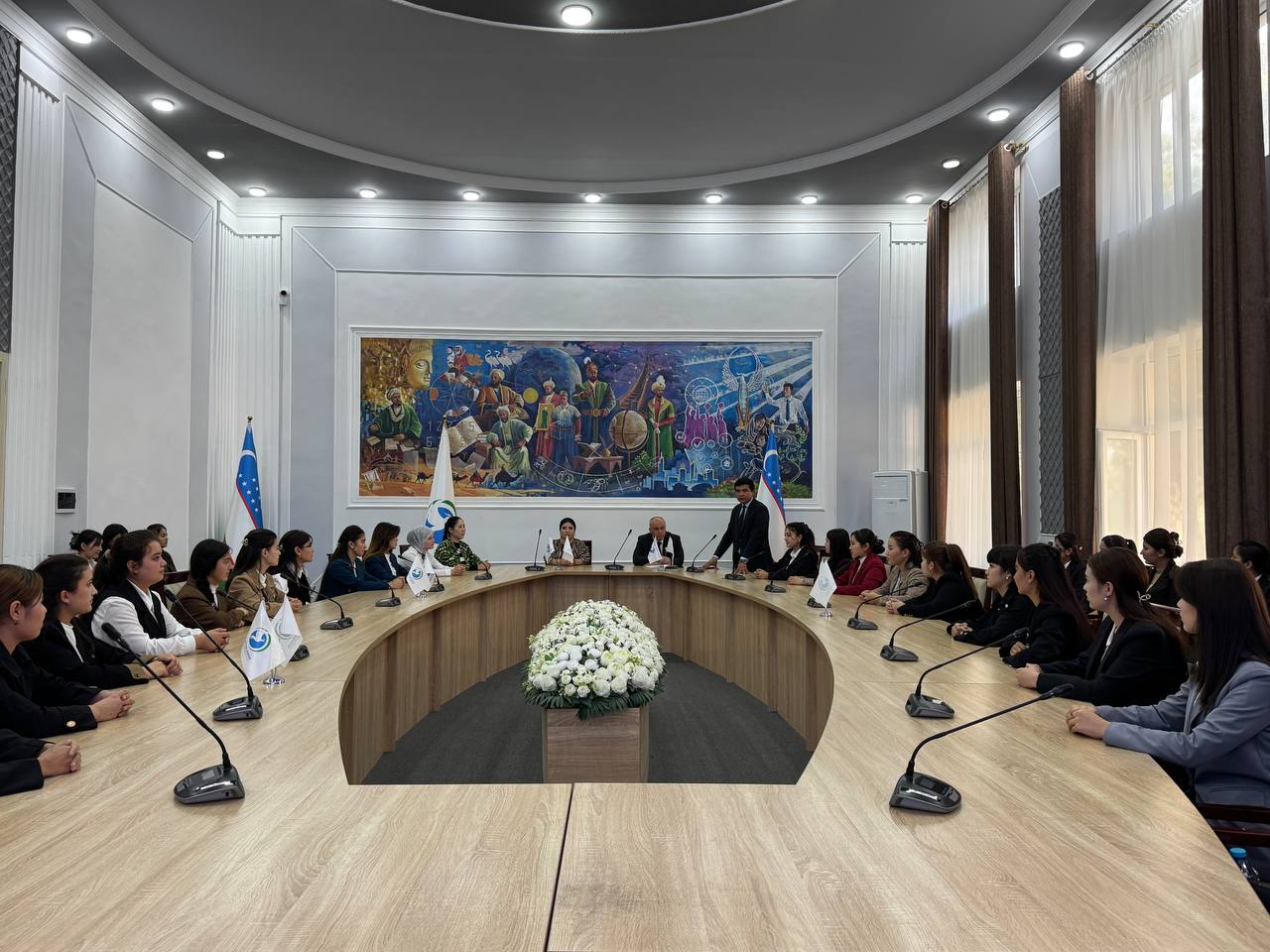 Namangan davlat pedagogika institutida "Deputat va yoshlar" uchrashuvi o'tkazildi