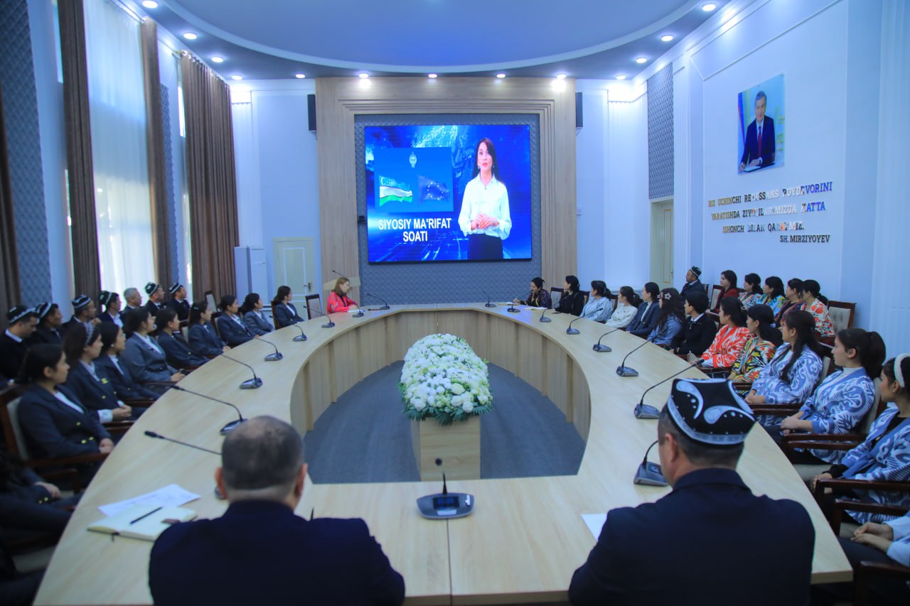 NamDPI rahbar va xodimlari hamda professor-oʻqituvchilari navbatdagi "Siyosiy-ma’rifat soati"da ishtirok etdi.