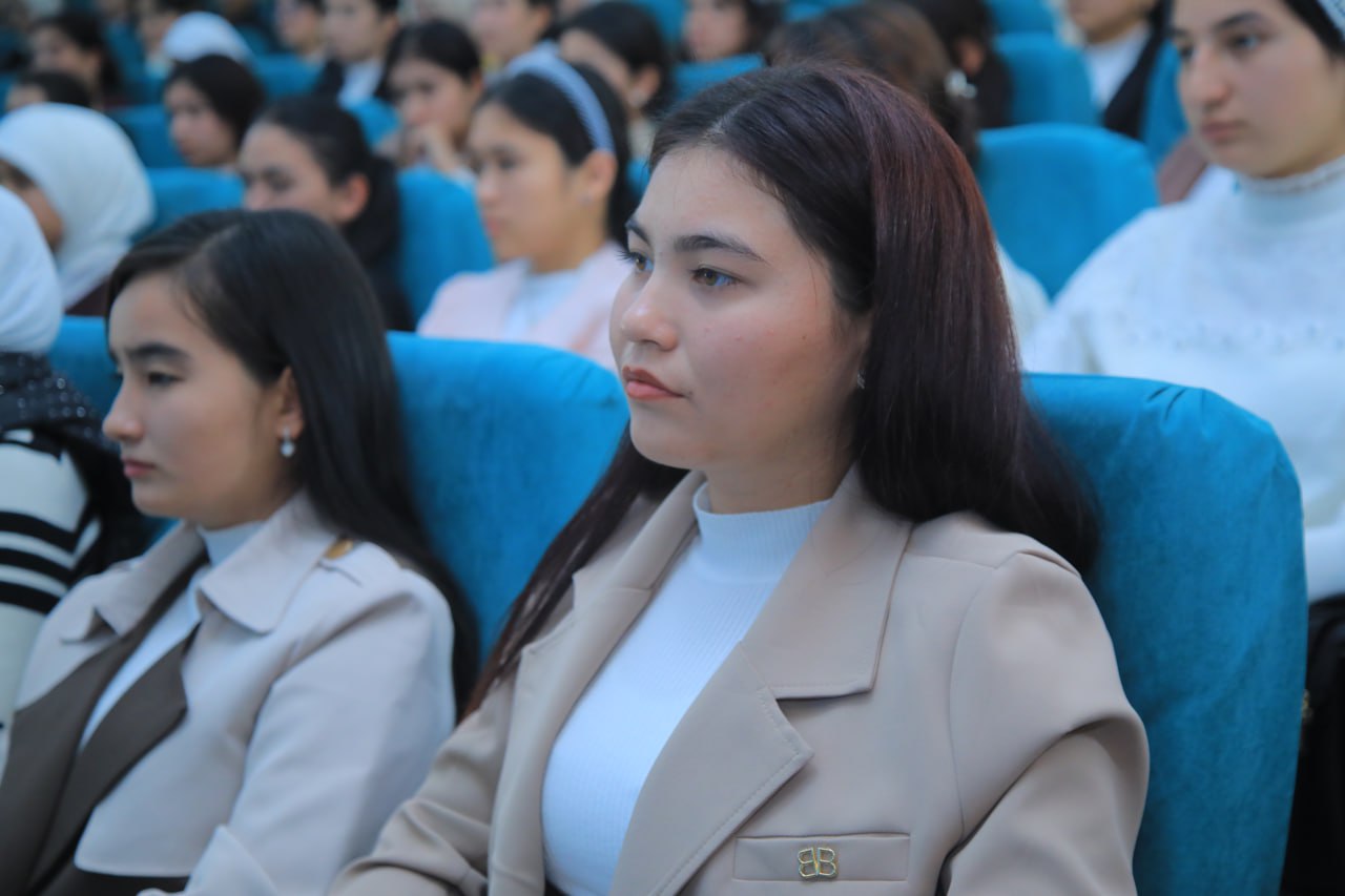 "KELAJAK SOATI" RUKNI OSTIDA "MA'RIFAT DARSI" O'TKAZILDI