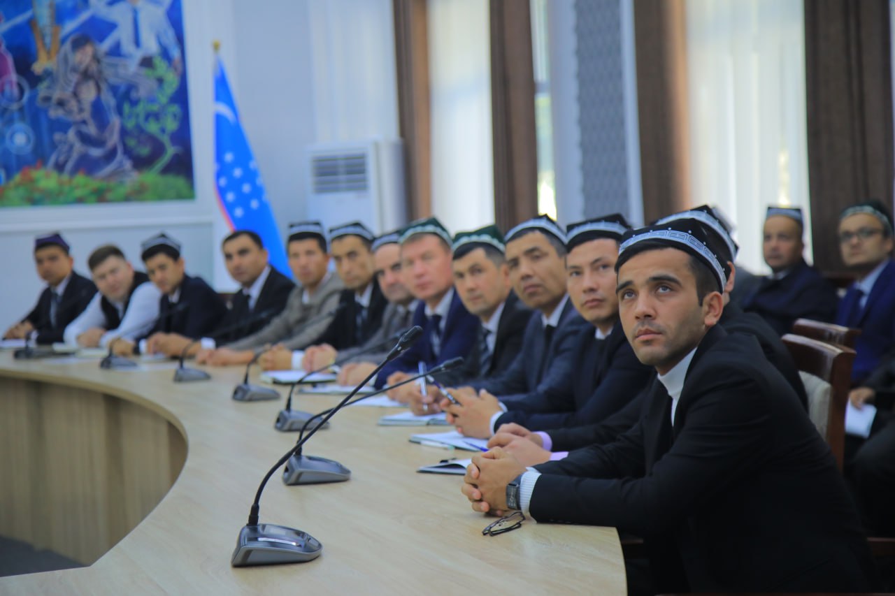 Namangan davlat pedagogika instituti rahbar va xodimlari hamda professor-oʻqituvchilari navbatdagi "Siyosiy-ma’rifat soati"da ishtirok etdi.