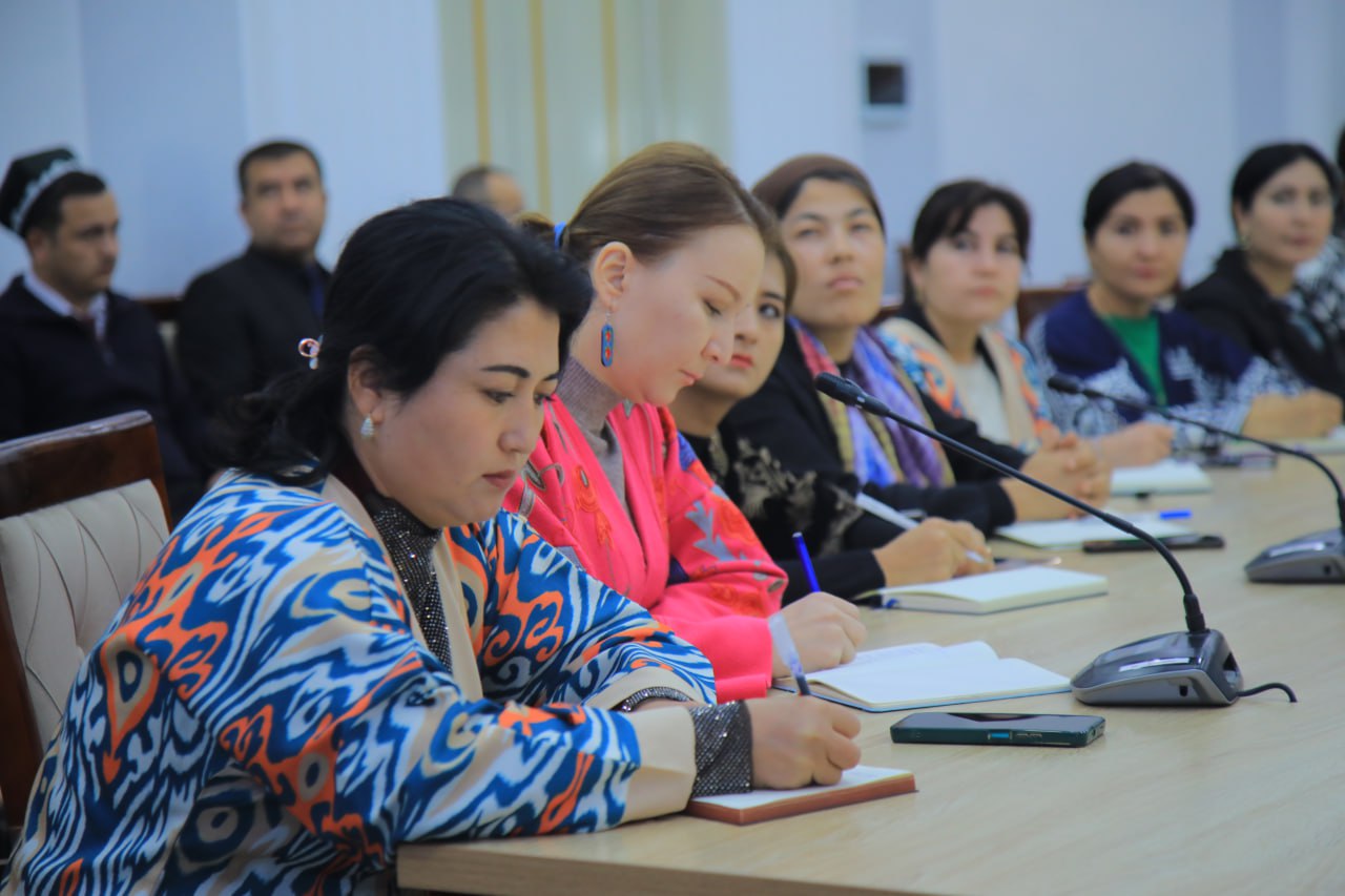 Namangan davlat pedagogika instituti rahbar va xodimlari hamda professor-oʻqituvchilari navbatdagi "Siyosiy-ma’rifat soati"da ishtirok etdi.