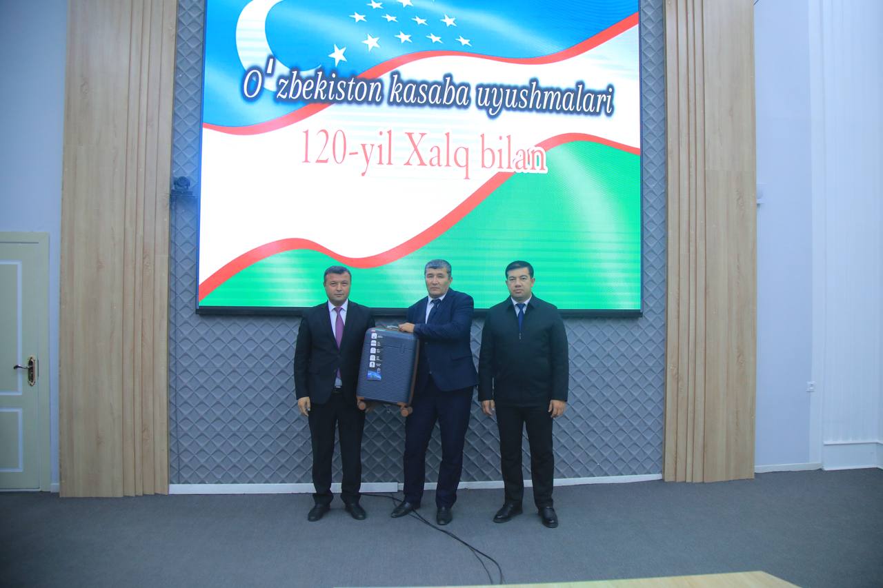 Namangan davlat pedagogika institutida “O‘zbekiston kasaba uyushmalari — 120 yil xalq bilan” shiori ostida ma’rifiy-targ‘ibot tadbiri bo‘lib o‘tdi.