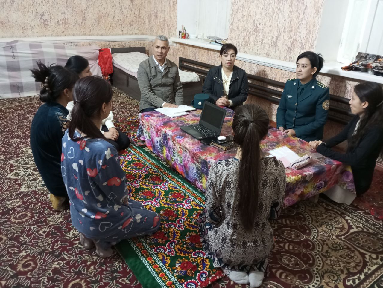 Namangan davlat pedagogika institutida Namangan viloyati Favqulodda vaziyatlar boshqarmasi hamkorligida yong‘in, chaqnash va is gazidan zaharlanishning oldini olish mavzulari yuzasidan profilaktik tadbir oʻtkazildi.
