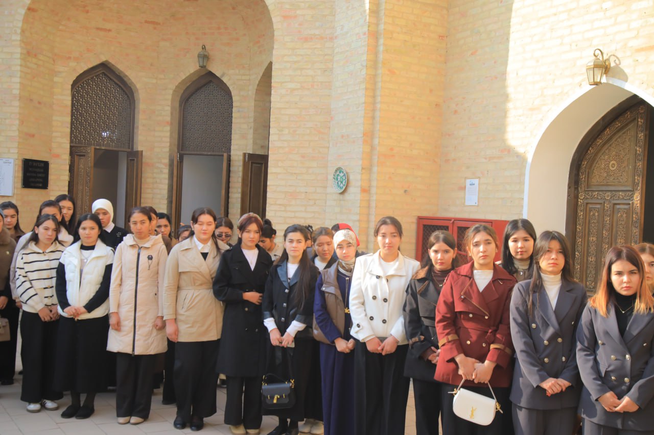 NamDPI talabalari Qatag'on qurbonlari muzeyida