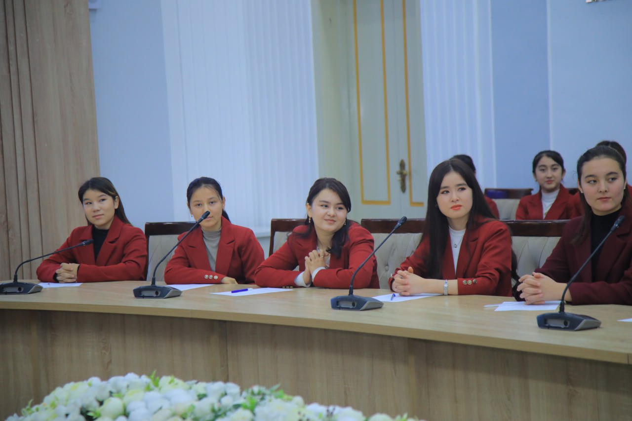 Ijodiy suhbat va ilhomli uchrashuv