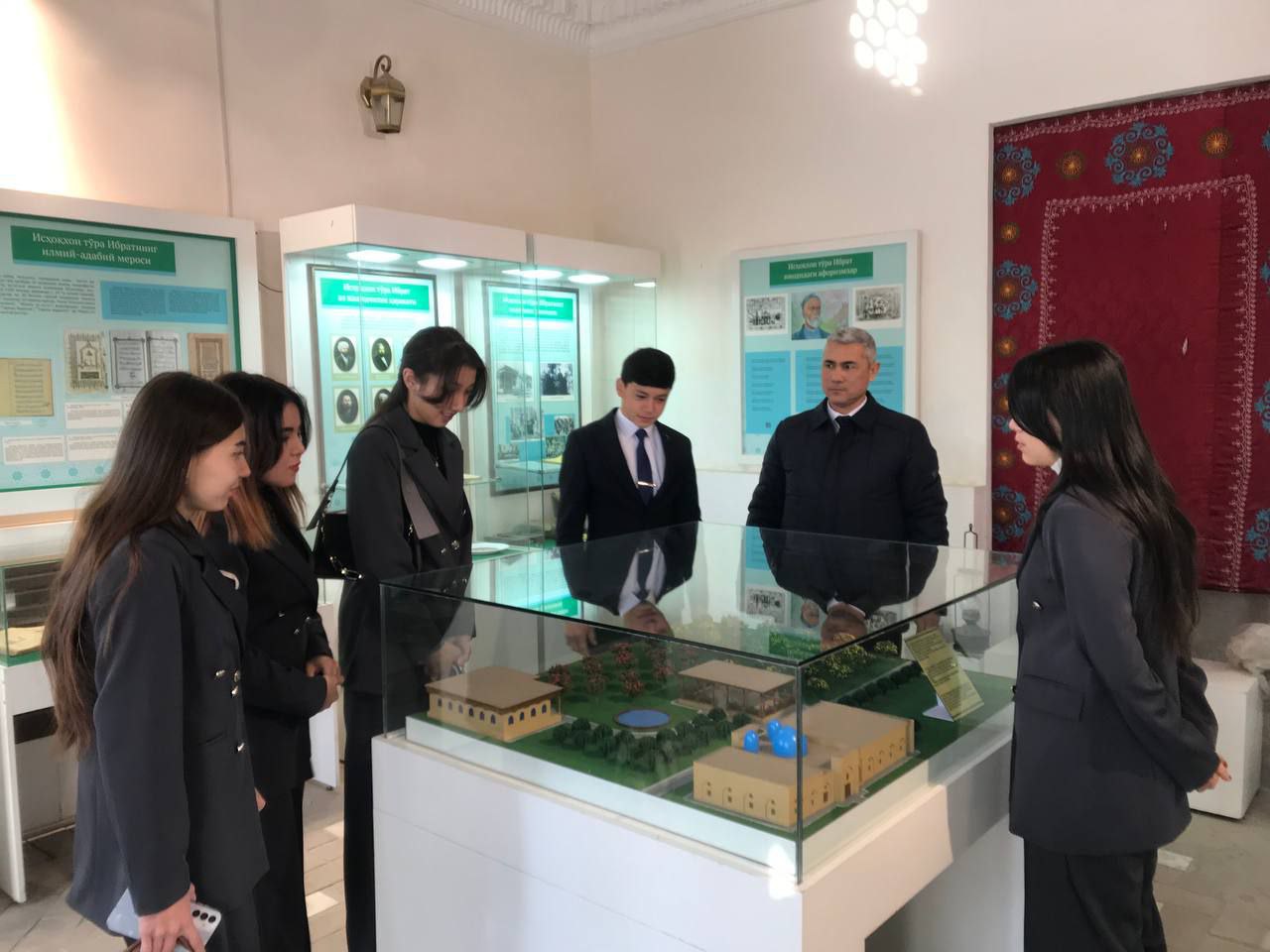 NamDPI talabalari Qatag'on qurbonlari muzeyida