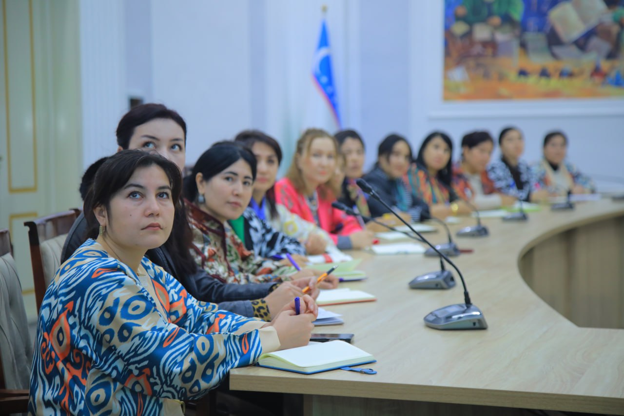 NamDPI rahbar va xodimlari hamda professor-oʻqituvchilari navbatdagi "Siyosiy-ma’rifat soati"da ishtirok etdi.