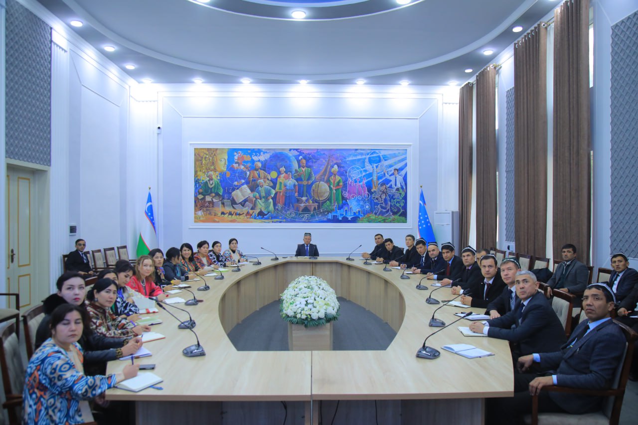 NamDPI rahbar va xodimlari hamda professor-oʻqituvchilari navbatdagi "Siyosiy-ma’rifat soati"da ishtirok etdi.