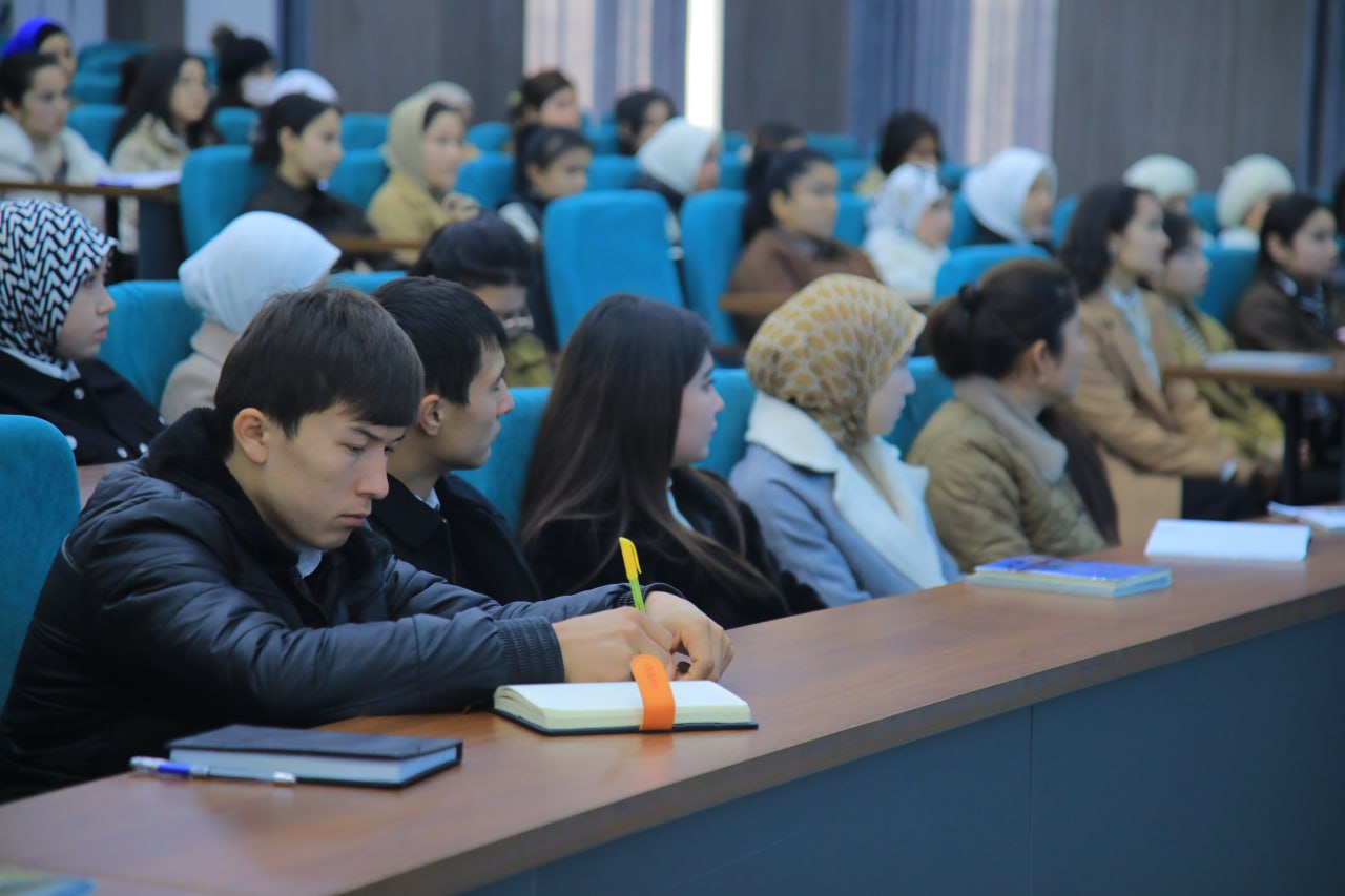 “KELAJAK SOATI” RUKNI DOIRASIDA “BIZ ZO‘RAVONLIKKA QARSHIMIZ” MAVZUSIDA “MA’RIFAT DARSI” O‘TKAZILDI