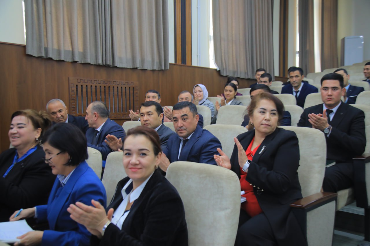 Ilmiy darajaga erishgan ustozlar taqdirlandi