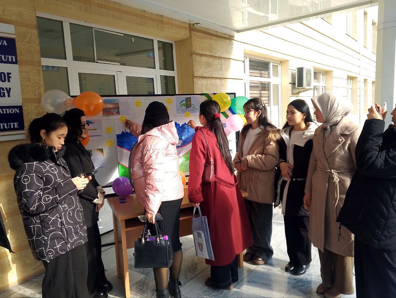 KONSTITUTSIYA — YOSHLAR BILIMI VA FAOLIYATIDA MUSTAHKAM POYDEVOR