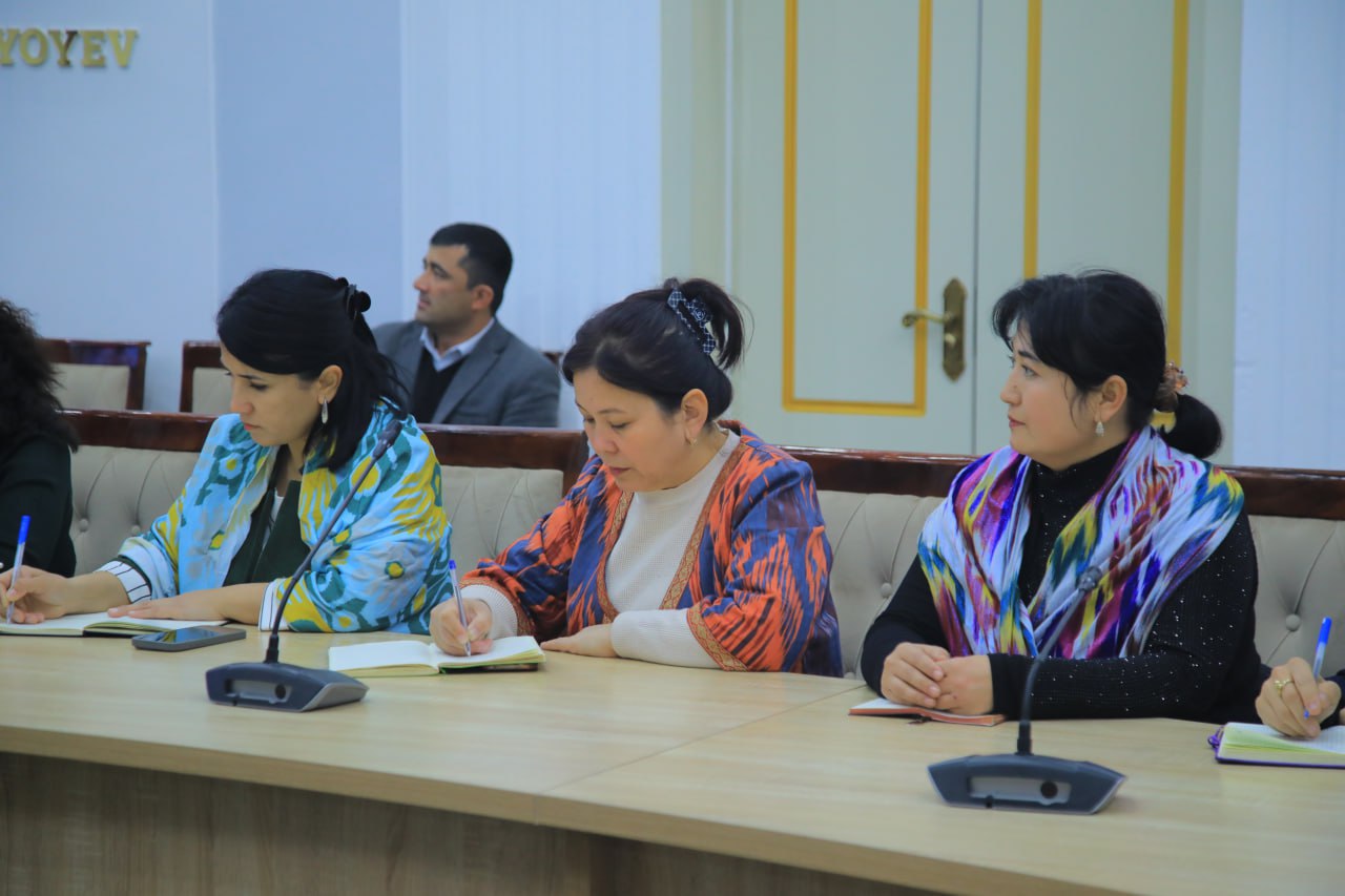 Namangan davlat pedagogika instituti rahbar va xodimlari hamda professor-oʻqituvchilari navbatdagi "Siyosiy-ma’rifat soati"da ishtirok etdi.