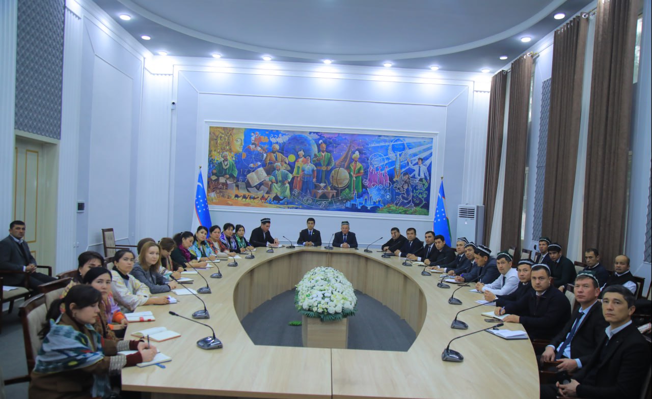 Namangan davlat pedagogika instituti rahbar va xodimlari hamda professor-oʻqituvchilari navbatdagi "Siyosiy-ma’rifat soati"da ishtirok etdi.