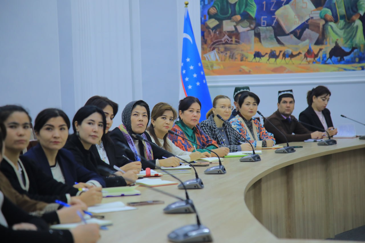 Namangan davlat pedagogika instituti rahbar va xodimlari hamda professor-oʻqituvchilari navbatdagi "Siyosiy-ma’rifat soati"da ishtirok etdi.