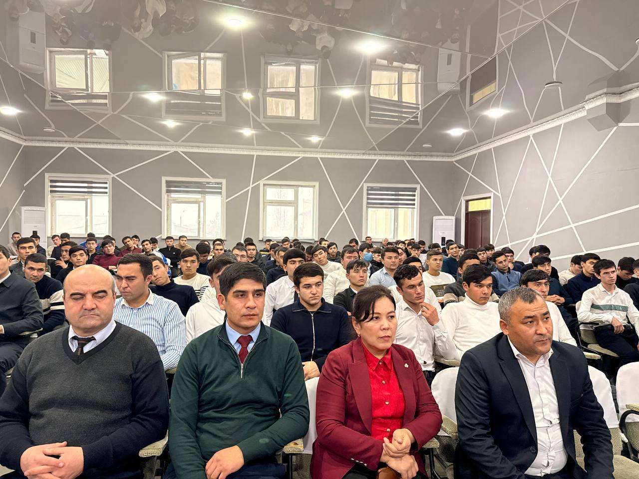 Talabalar bilan profilaktik tadbirlar davom etmoqda