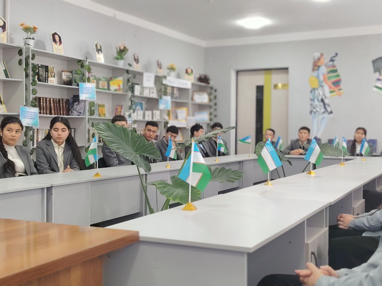 Institut va ixtisoslashtirilgan maktablar hamkorligi yangi bosqichda