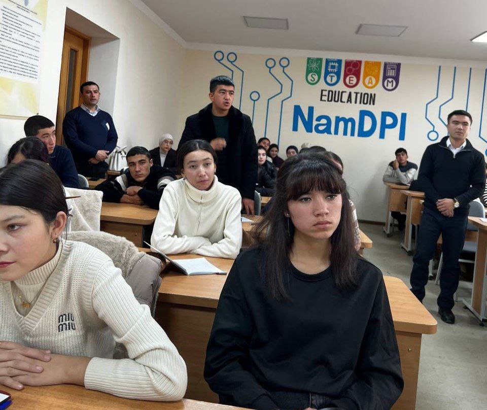 "Analitik geometriya" fanidan ma'ruza mashg'uloti tashkil etildi.