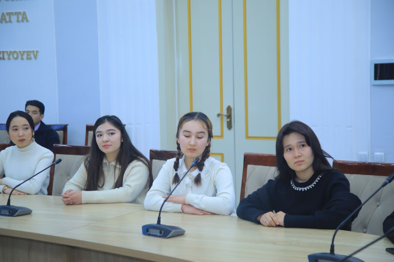 KITOBXONLIK — MA’RIFAT VA TARAQQIYOT ASOSI