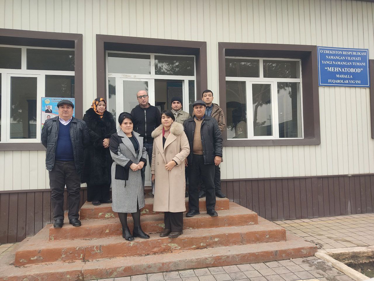 INSTITUT VAKILLARINING MAHALLAGA AMALIY TASHRIFLARI DAVOM ETMOQDA.