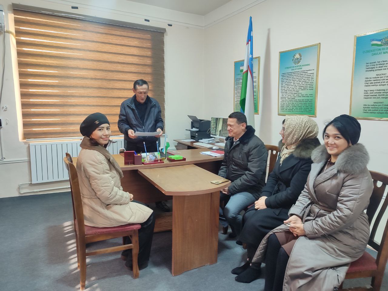 INSTITUT VAKILLARINING MAHALLAGA AMALIY TASHRIFLARI DAVOM ETMOQDA.