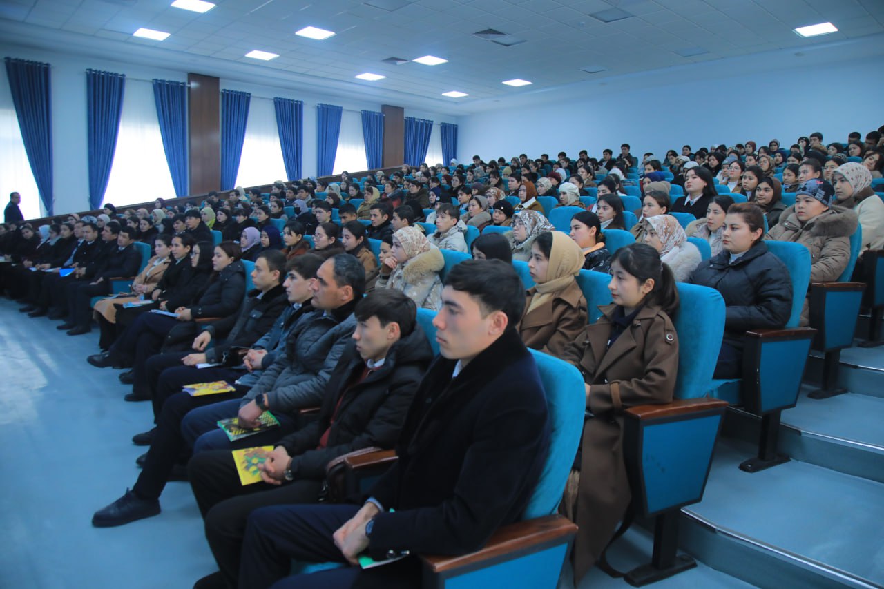 "KELAJAK SOATI" RUKNI OSTIDA "MA'RIFAT DARSI" O'TKAZILDI