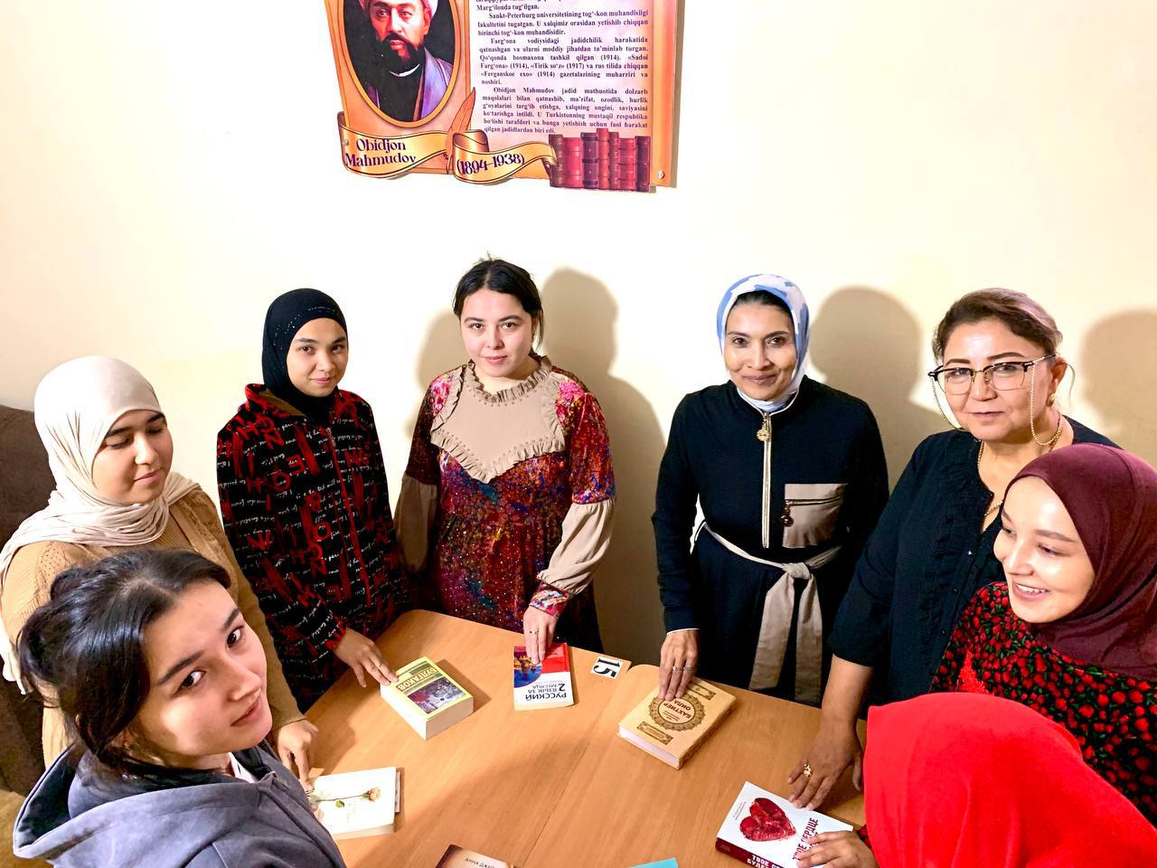 “Kitobxon qizlar” davra suhbati