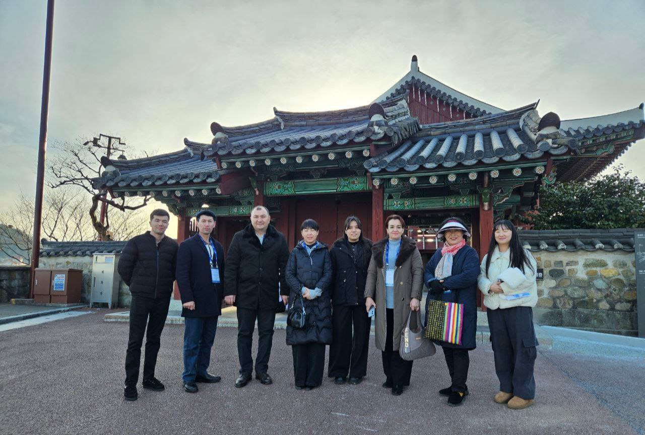 Namangan davlat pedagogika instituti hamda Gyeongsang National University o‘rtasida hamkorlik memorandumini imzolash marosimi.