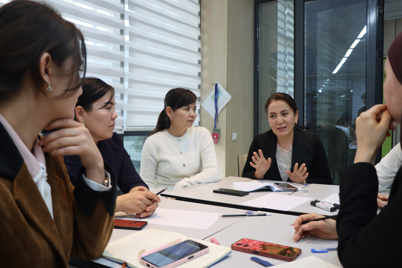 "Soft skills in education" mavzusida kasbiy rivojlanish treningi