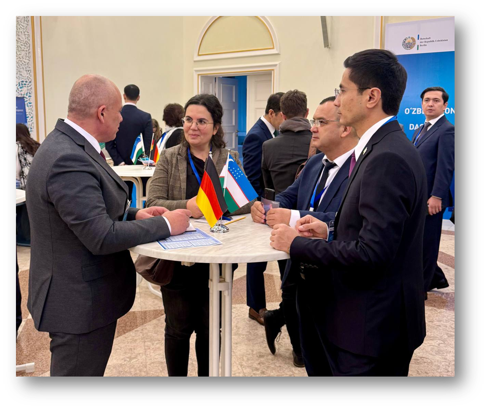 2025-yil noyabr oyida Namangan davlat pedagogika instituti delegatsiyasi Germaniya Federativ Respublikasining Berlin shahrida bo‘lib o‘tgan “O‘zbekiston va Germaniya universitetlari birinchi forumi”da ishtirok etish maqsadida xorijiy xizmat safariga yuborildi.