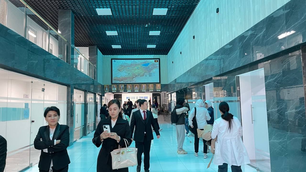 Qirgʻiziston bilan hamkorlikda tashkil etilgan “Ta'lim va madaniyat koʻprigi: oʻzbek–qirgʻiz hamkorligi” nomli xalqaro ilmiy loyiha